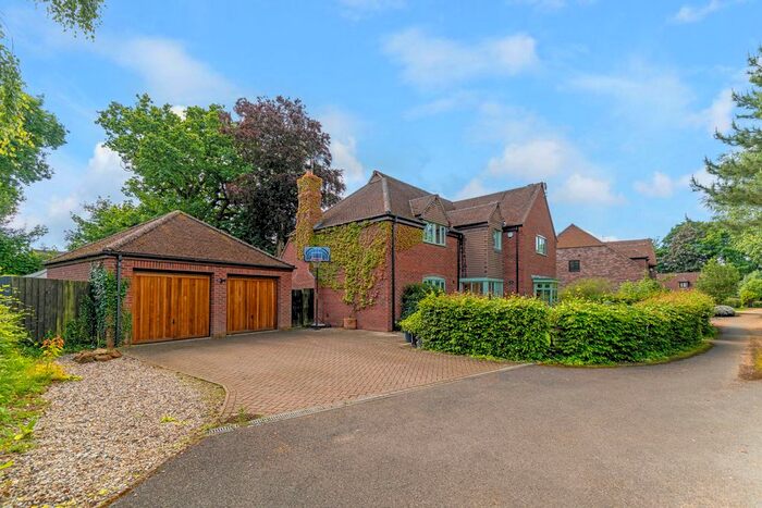 5 Bedroom Detached House To Rent In Romney Place Rugby, Warwickshire, CV22