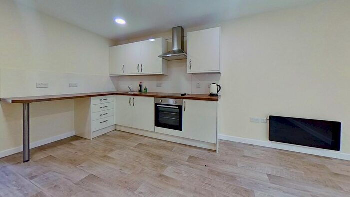 2 Bedroom Flat To Rent In Broadway, Treforest, Pontypridd CF37
