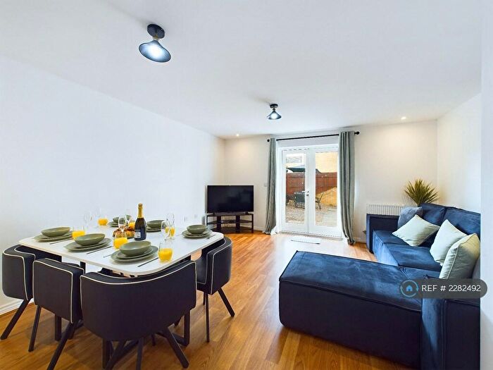 4 Bedroom Terraced House To Rent In Sotherby Drive, Gloucestershire, GL51