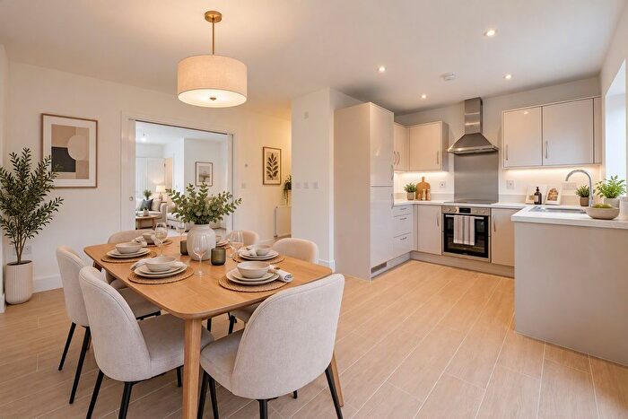 4 Bedroom Semi Detached House For Sale In The Pastures, Woodview, Grays, RM16