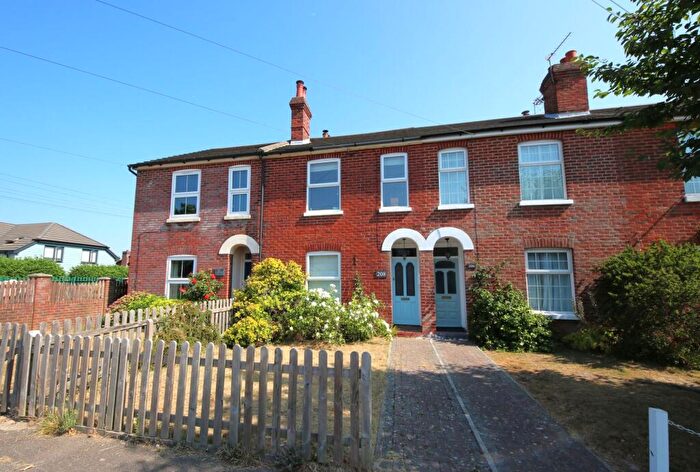 2 Bedroom Terraced House For Sale In Swanwick Lane, Swanwick, SO31