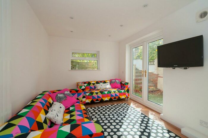 5 Bedroom House To Rent In Mafeking Road, Brighton, BN2