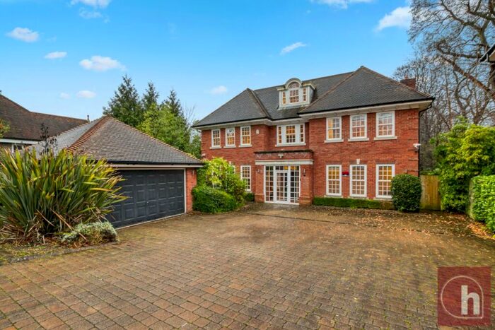 6 Bedroom Detached House To Rent In Calderwood Place, Hadley Wood, EN4
