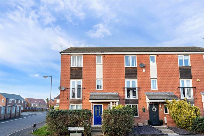 5 Bedroom Semi Detached House To Rent In Harrington Way, Ashington, NE63