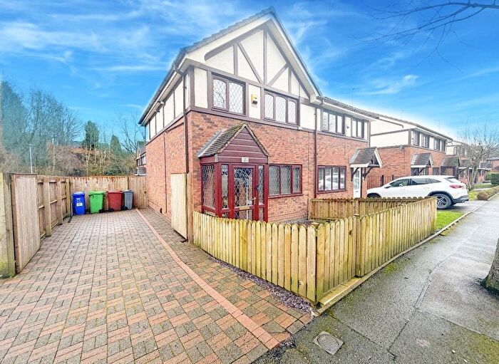 3 Bedroom Semi Detached House For Sale In Grant Close, Blackley, Manchester, M9