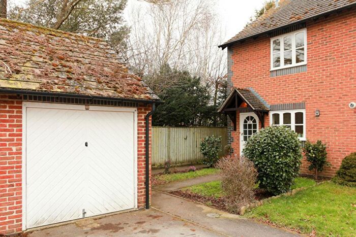 2 Bedroom End Of Terrace House To Rent In Southmoor, OX13