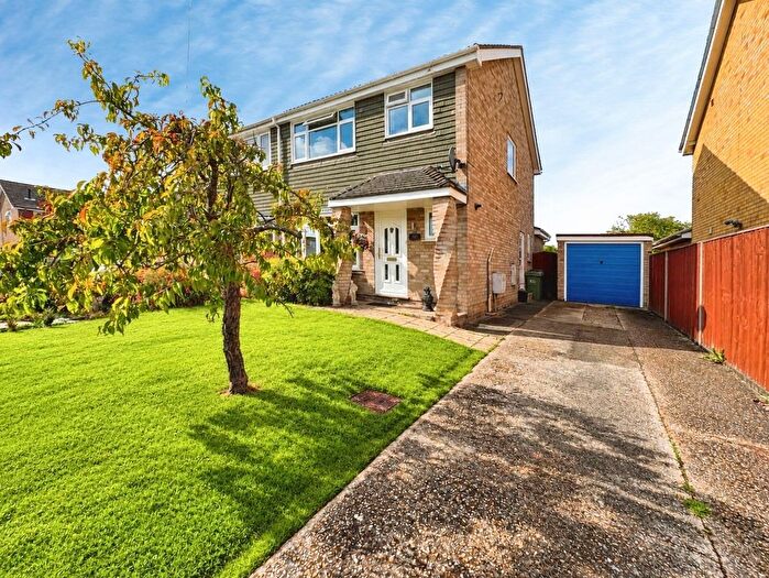 3 Bedroom Semi-Detached House For Sale In Ash Lodge Drive, Ash, Surrey, GU12