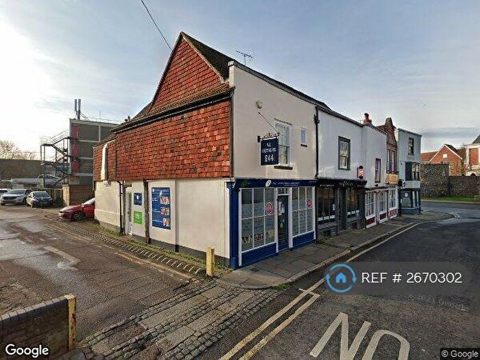 Studio To Rent In Dover Street, Canterbury, CT1