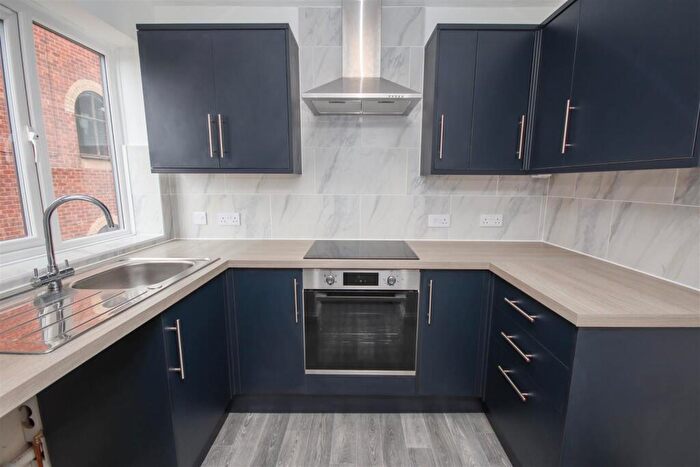 2 Bedroom Flat For Sale In , Hamblin Court, Rushden, NN10