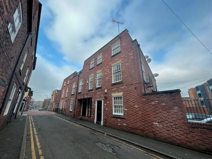 2 Bedroom Mews To Rent In Leadworks Lane, Chester, CH1
