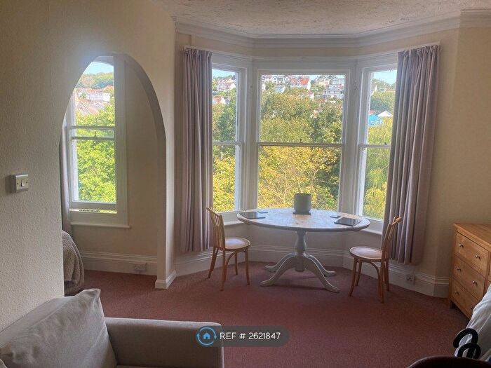 1 Bedroom Flat To Rent In Brunswick Place, Dawlish, EX7