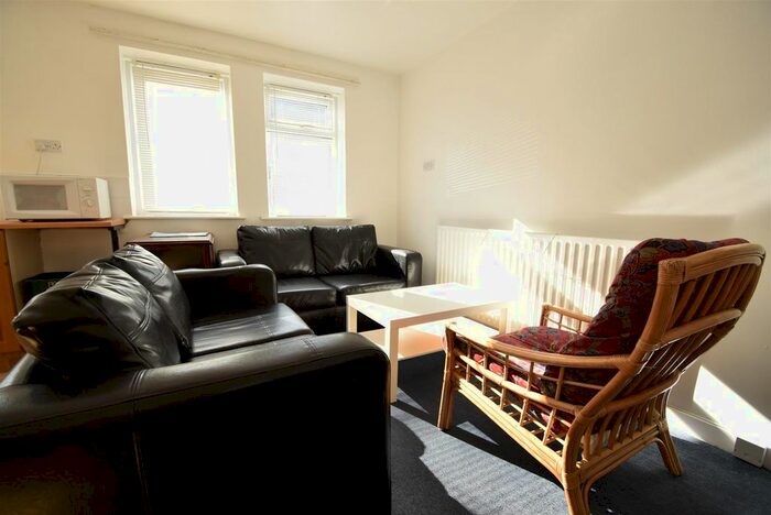4 Bedroom Flat To Rent In Stratford Road, Heaton, NE6