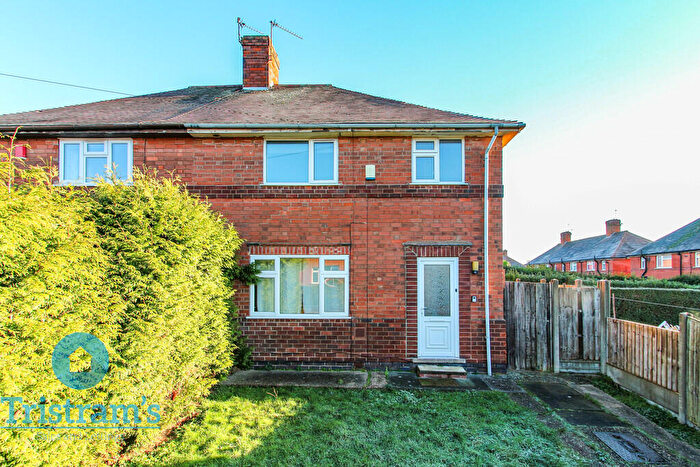 5 Bedroom Semi-Detached House To Rent In Burrows Crescent, Beeston, NG9