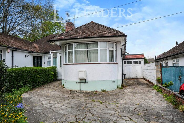 3 Bedroom Bungalow To Rent In Melrose Crescent, Orpington, BR6