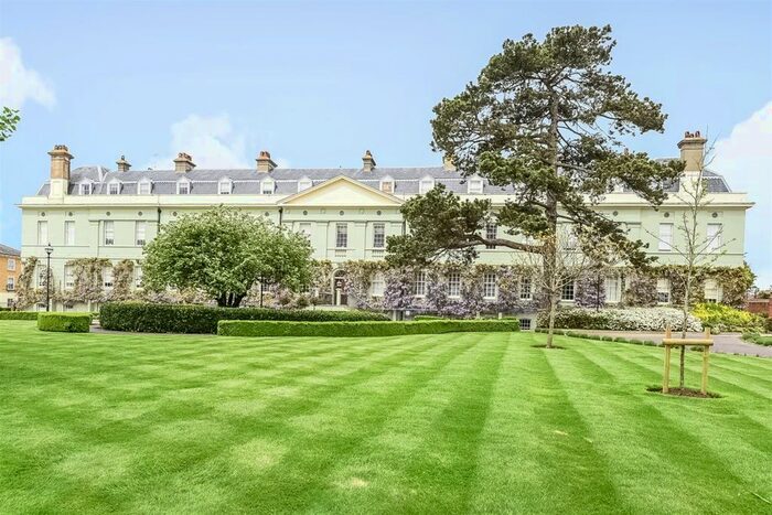 2 Bedroom Flat To Rent In Forbes Place, King George Gardens, Chichester, West Sussex, PO19