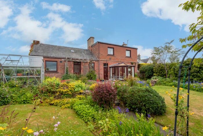 4 Bedroom Detached House For Sale In Glamis Road, Kirriemuir, Angus, DD8