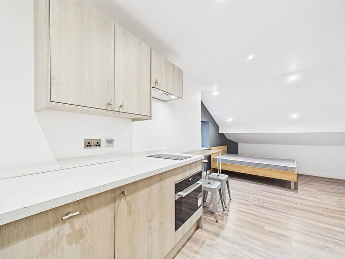 Studio To Rent In College Green, Bristol, BS1