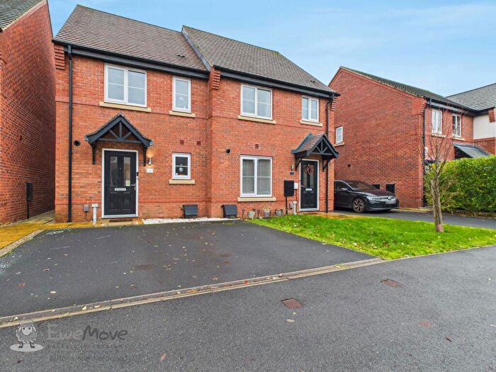 2 Bedroom Semi Detached House For Sale In Oakham Road, Littleover, Derby, Derbyshire, DE23