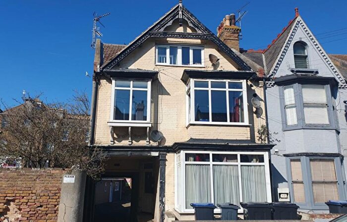 1 Bedroom Flat To Rent In Mortimer Street, Herne Bay, Kent, CT6