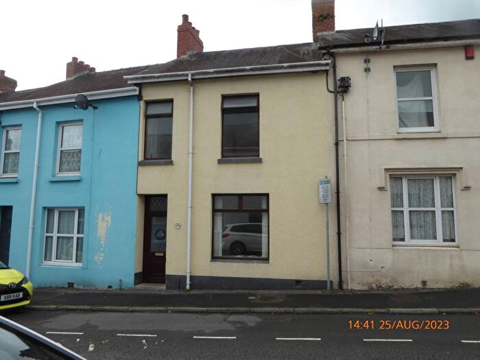 3 Bedroom Terraced House To Rent In Parcmaen Street, Carmarthen, SA31