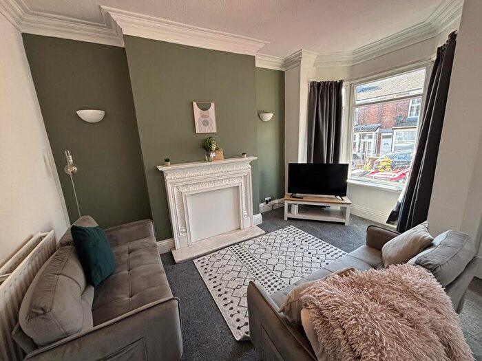 2 Bedroom House To Rent In Albany Street, Rotherham, S65