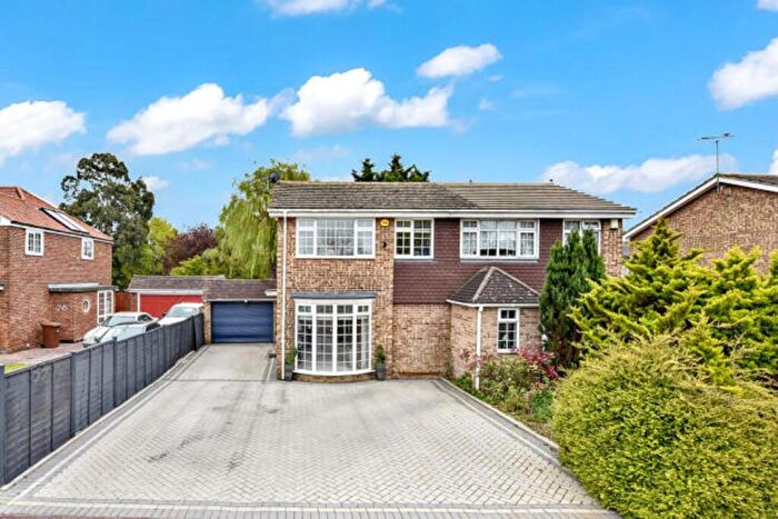 3 Bedroom Semi-Detached House For Sale In Longfield Avenue, High Halstow, Kent., ME3