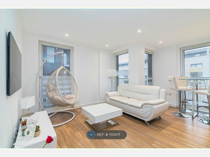 2 Bedroom Flat To Rent In Royal Victoria Gardens, London, SE16