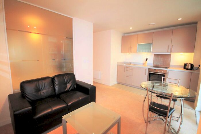 Studio To Rent In Blackfriars Road, Salford, M3