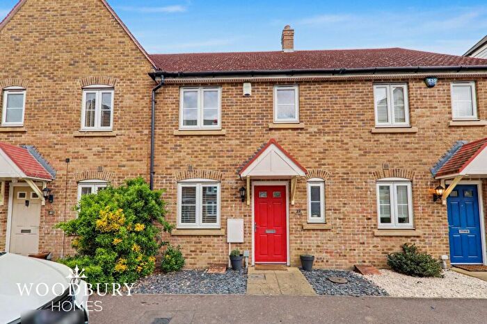3 Bedroom Terraced House For Sale In The Square, Loughton, IG10