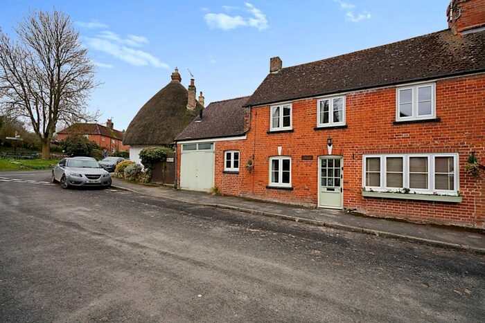 2 Bedroom Property For Sale In Chapel Lane, Ashbury, Swindon, SN6