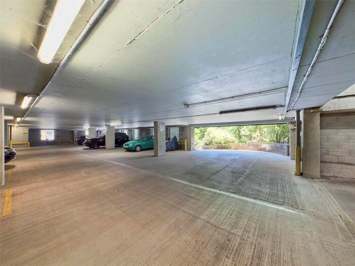 2 Bedroom Apartment For Sale In Stonegate House, Stone Street, Bradford, West Yorkshire, BD1