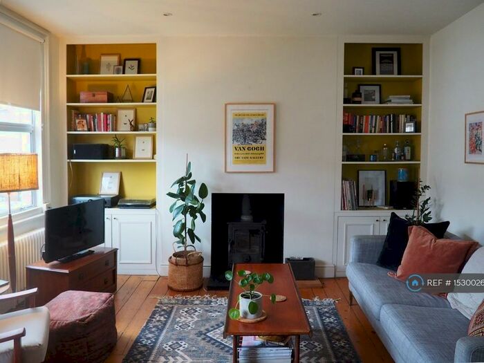 1 Bedroom Flat To Rent In Flaxman Road, London, SE5