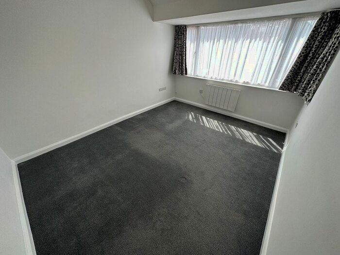 1 Bedroom Flat To Rent In Marlborough Road, Southall, UB2