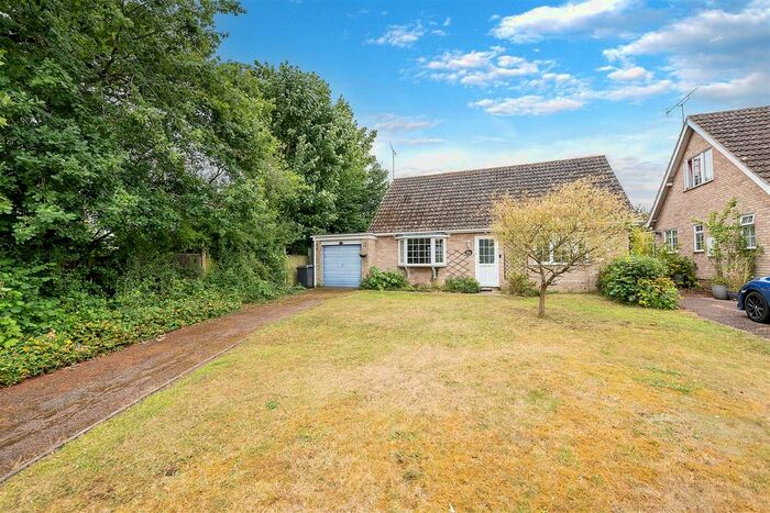 2 Bedroom Detached Bungalow For Sale In Hornbeam Drive, Horringer, Bury St. Edmunds, IP29