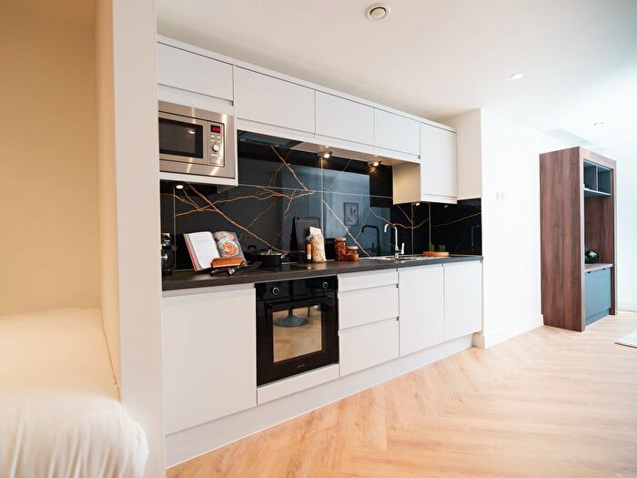 Studio To Rent In Apt, Butts Court #, LS1