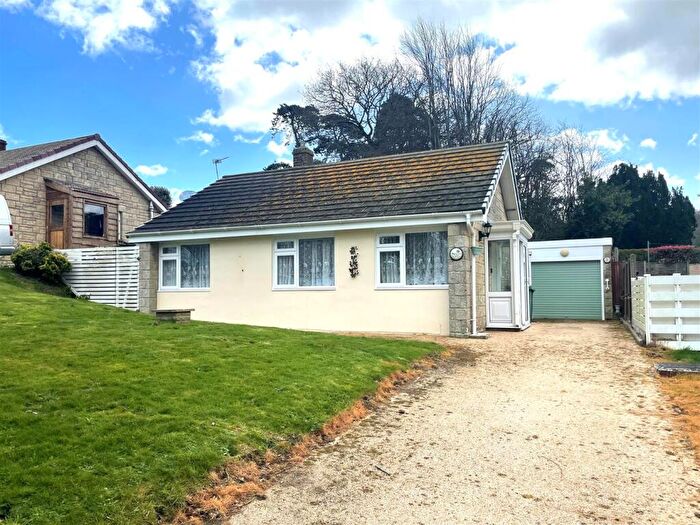 2 Bedroom Bungalow For Sale In Westhill Drive, Shanklin, PO37