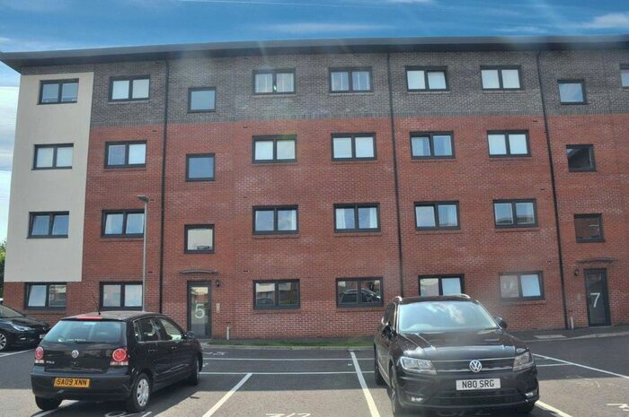 2 Bedroom Flat To Rent In 0/2, 5 Mulberry Crescent, Renfrew, Renfrewshire PA4