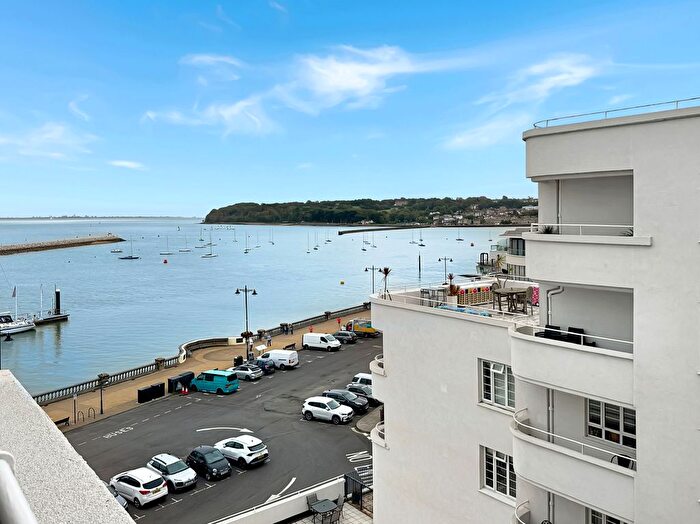 2 Bedroom Flat For Sale In The Parade, Osborne Court The Parade, PO31