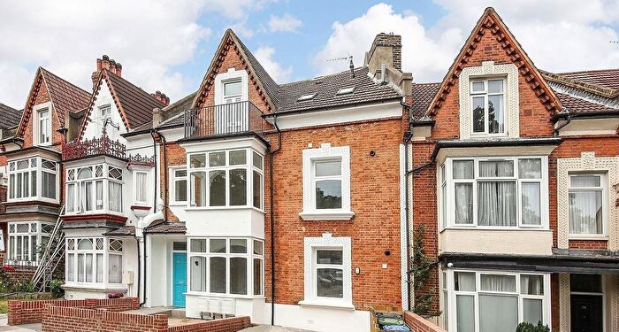 2 Bedroom Property To Rent In Wellington Gardens, Charlton, SE7