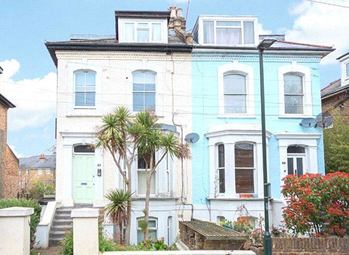 1 Bedroom Flat To Rent In Amyand Park Road, Twickenham, TW1