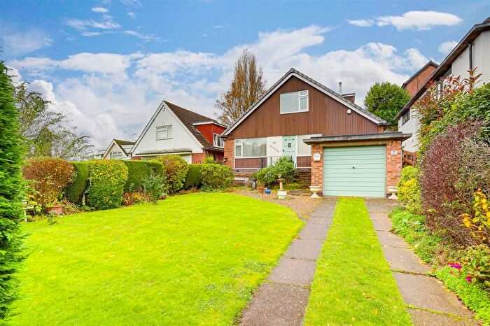3 Bedroom Detached House For Sale In The Mount, Nottingham, NG3