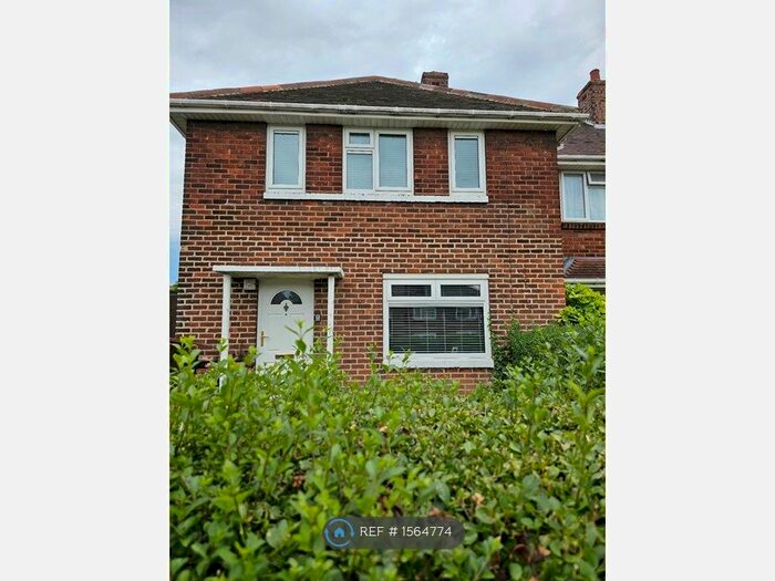 3 Bedroom Semi-Detached House To Rent In Rainsford Crescent, Middlesbrough, TS3