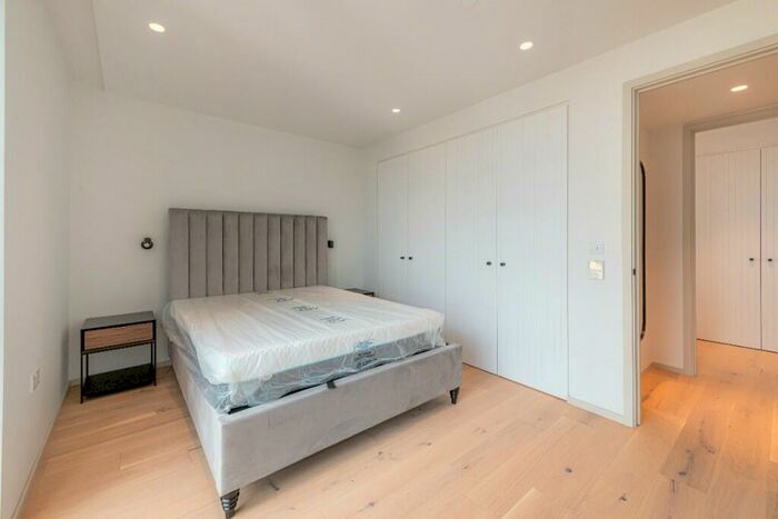 2 Bedroom Apartment To Rent In Author King's Cross, London, N1