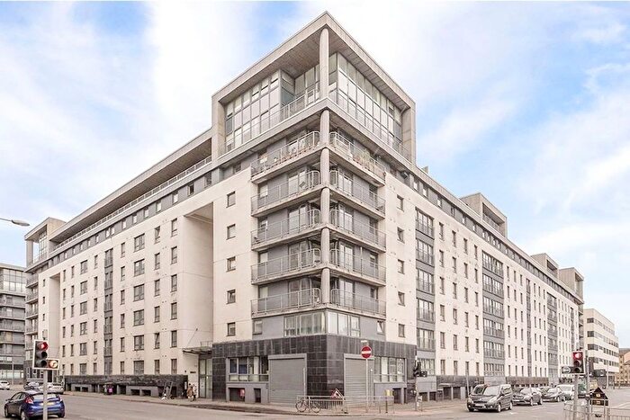 2 Bedroom Flat For Sale In , Wallace Street, Flat -, Glasgow City Centre, G5