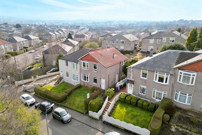 2 Bedroom Flat For Sale In Montford Avenue, Kings Park, Glasgow, G44