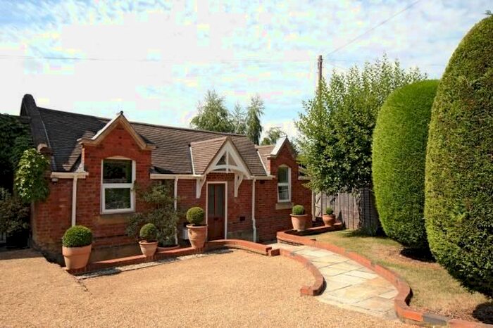1 Bedroom Cottage To Rent In Norton Park, Sunninghill, SL5