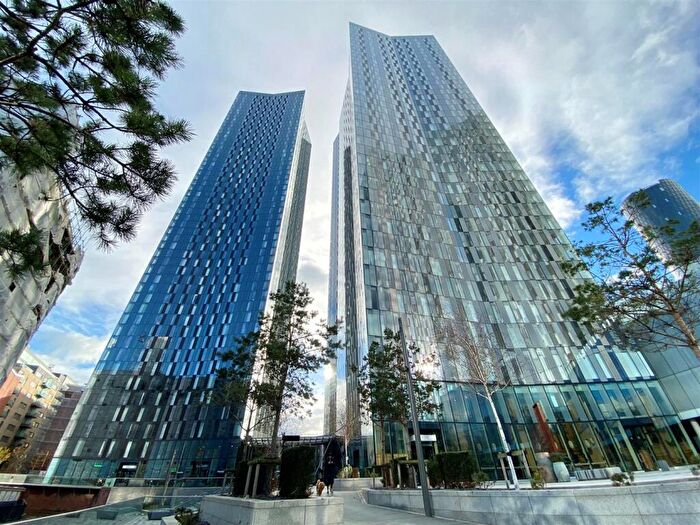 1 Bedroom Apartment To Rent In Deansgate Square, Manchester, M15