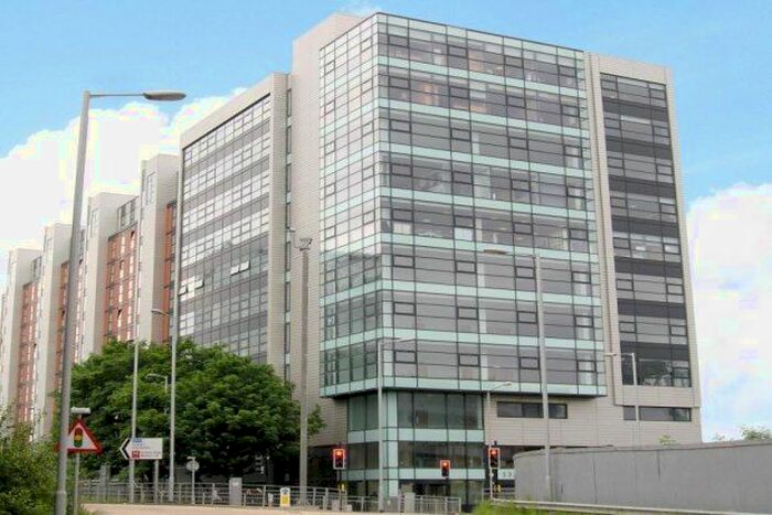 2 Bedroom Flat To Rent In Stobcross Street, Glasgow, G3