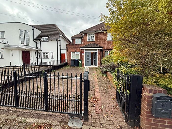 6 Bedroom Detached House For Sale In Amery Road, Harrow, Middlesex, HA1