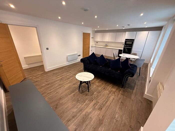 2 Bedroom Flat To Rent In Tenby Street North, Birmingham, B1